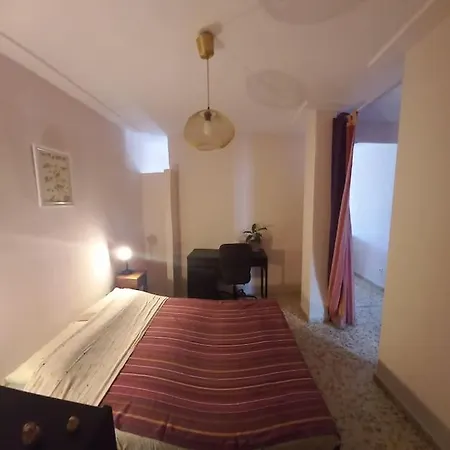 Piso La Plazuela Con Balcones *